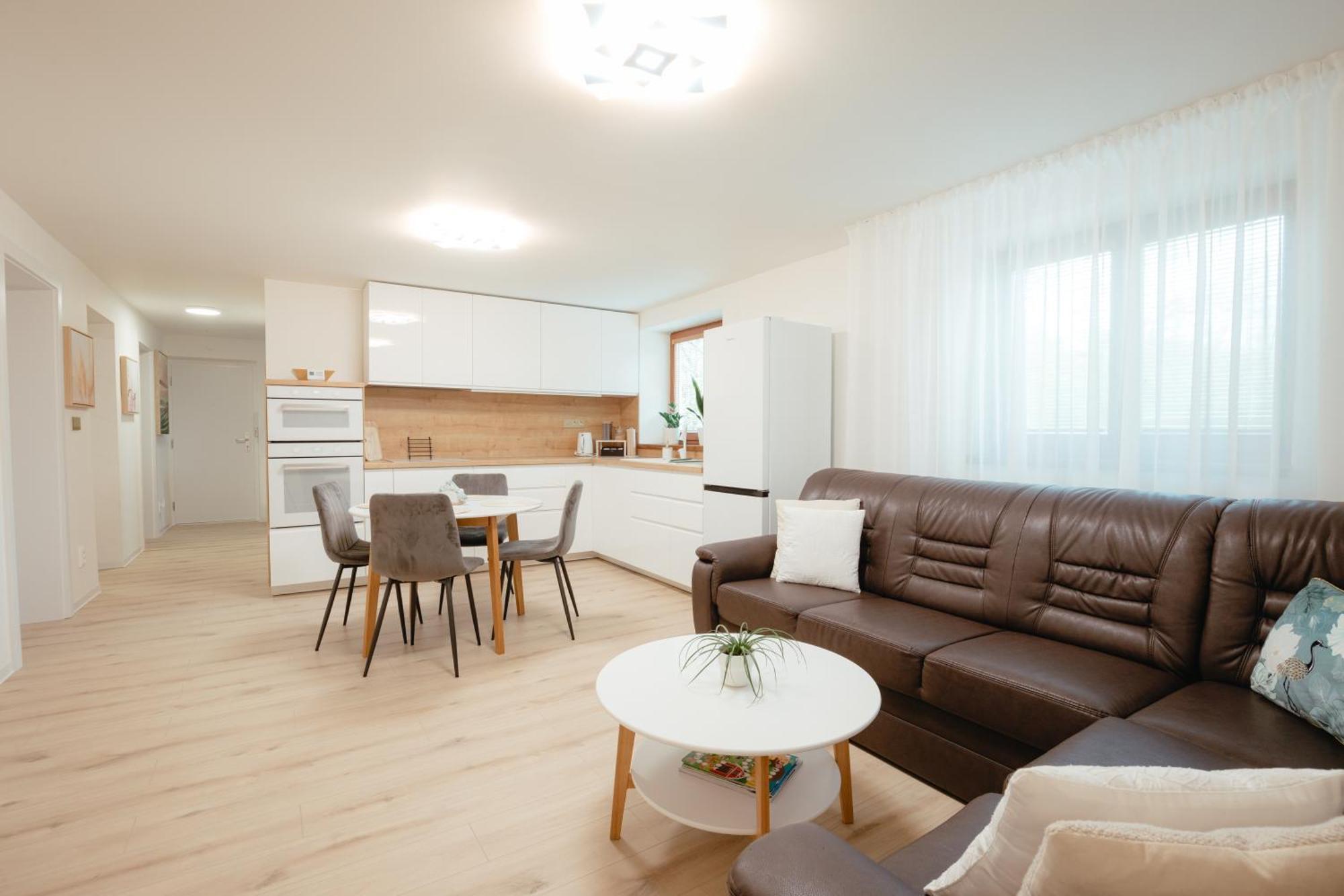 Moderny Byt V Najlepsej Lokalite Nitra Bagian luar foto